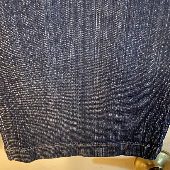 NWT Style & Co. Tummy Control Capri Jeans Size 14 - Picture 7 of 16